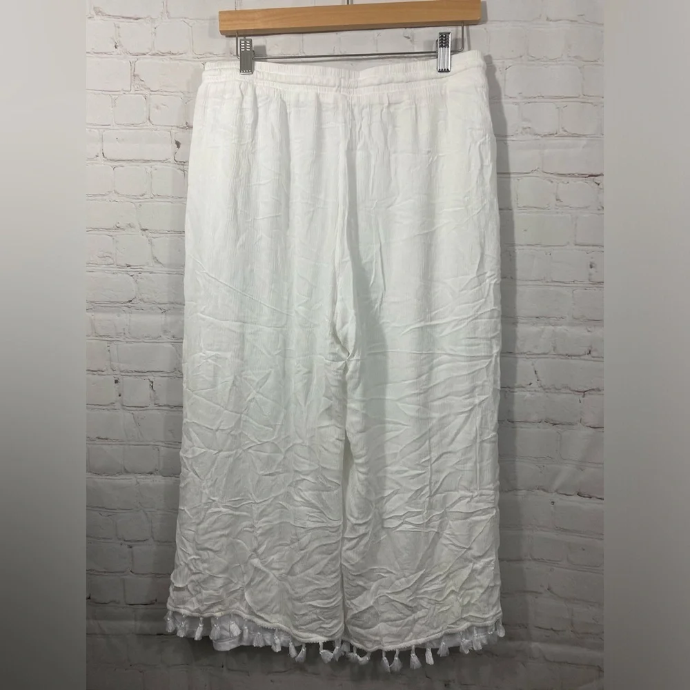 Hailey Lyn Capri Pants Womens Size XL White Fully Lined Boho Tassel Hem Details - Picture 2 of 13